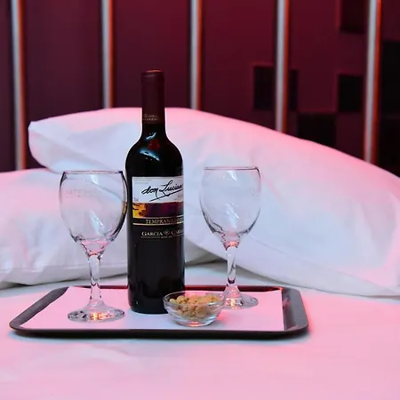 Hotel Eva 2*