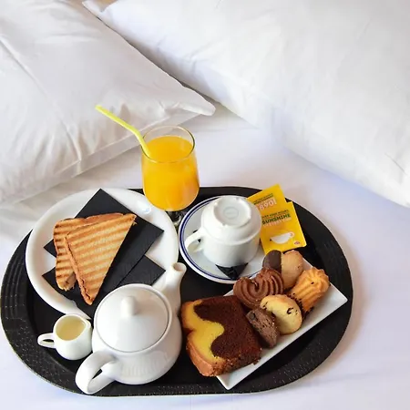 Hotel Eva 2*