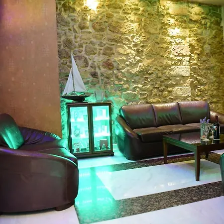 Hotel Eva 2*